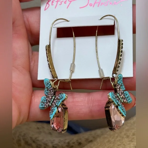 Elegant Butterfly Drop Earrings - Picture 8 of 8